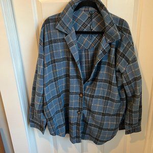 WOMENS XL PLAID SHACKET